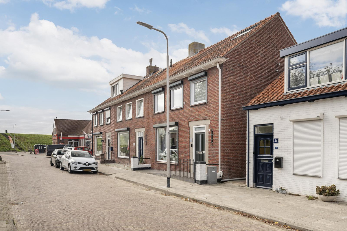 Tussenwoning te koop: Achterstraat 46, Sint Philipsland