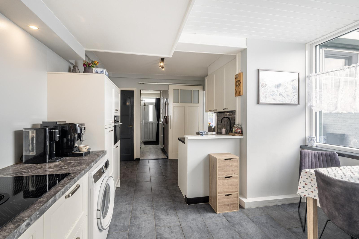 Tussenwoning te koop: Achterstraat 46, Sint Philipsland