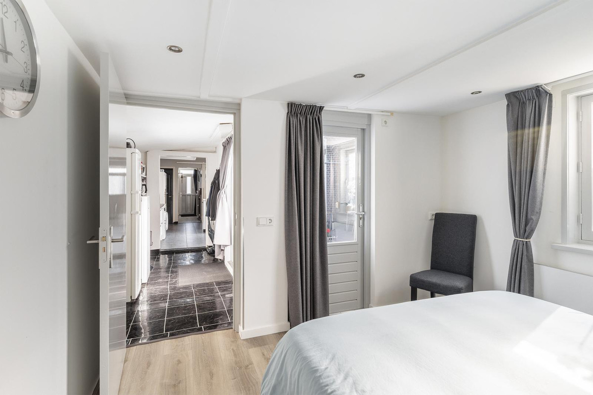 Tussenwoning te koop: Achterstraat 46, Sint Philipsland