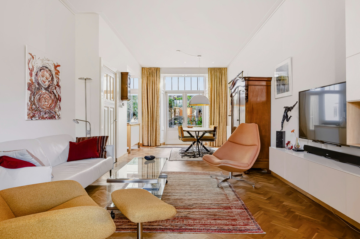 Tussenwoning te koop: Mesdagstraat 51, Nijmegen