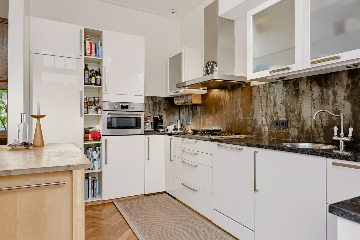 Tussenwoning te koop: Mesdagstraat 51, Nijmegen