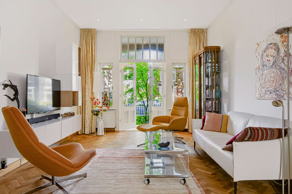 Tussenwoning te koop: Mesdagstraat 51, Nijmegen