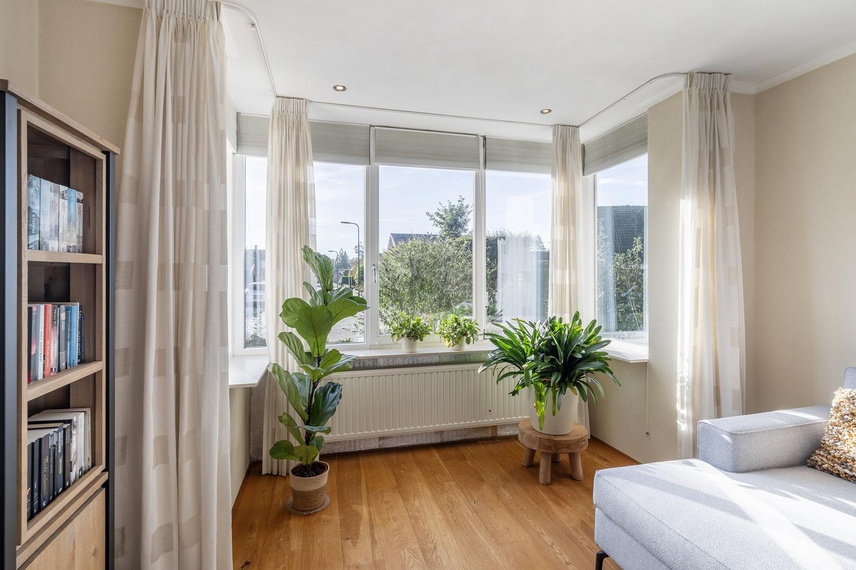 Tussenwoning te koop: Burgemeester van Berchemstraat 3, Tholen