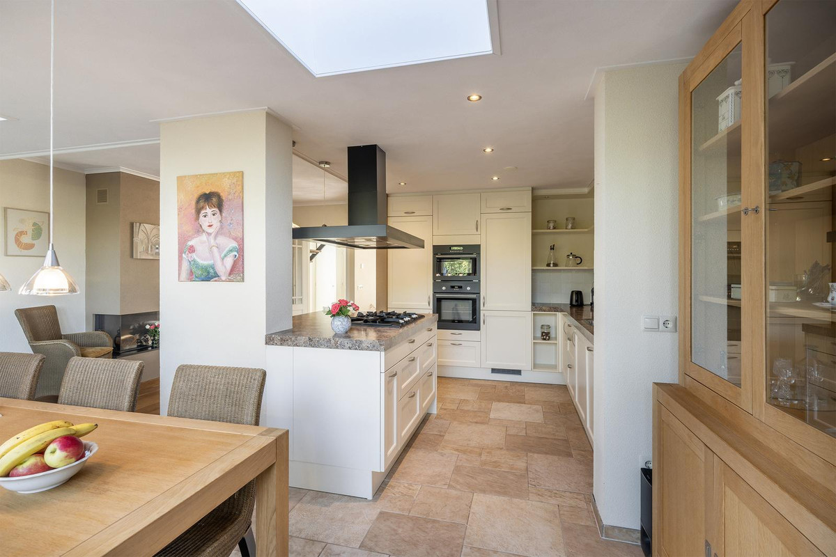 Tussenwoning te koop: Burgemeester van Berchemstraat 3, Tholen