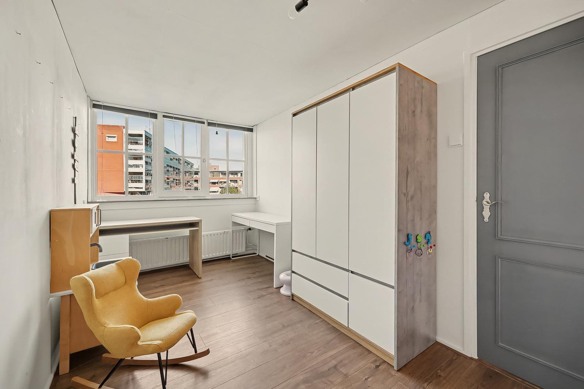 Tussenwoning te koop: M.A.de Ruijterlaan 20, Goes