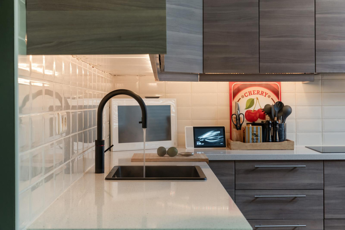 Hoekwoning te koop: Courzandseweg 55, Rotterdam