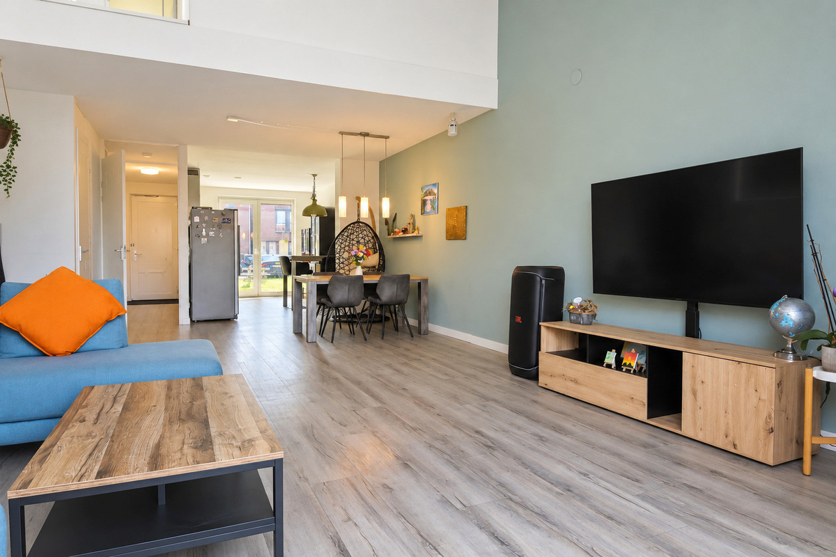 Hoekwoning te koop: Chrysantentuin 13, Zoetermeer
