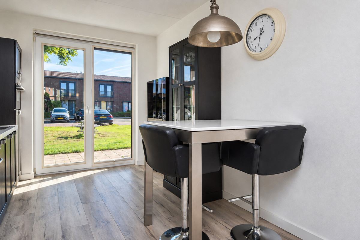 Hoekwoning te koop: Chrysantentuin 13, Zoetermeer