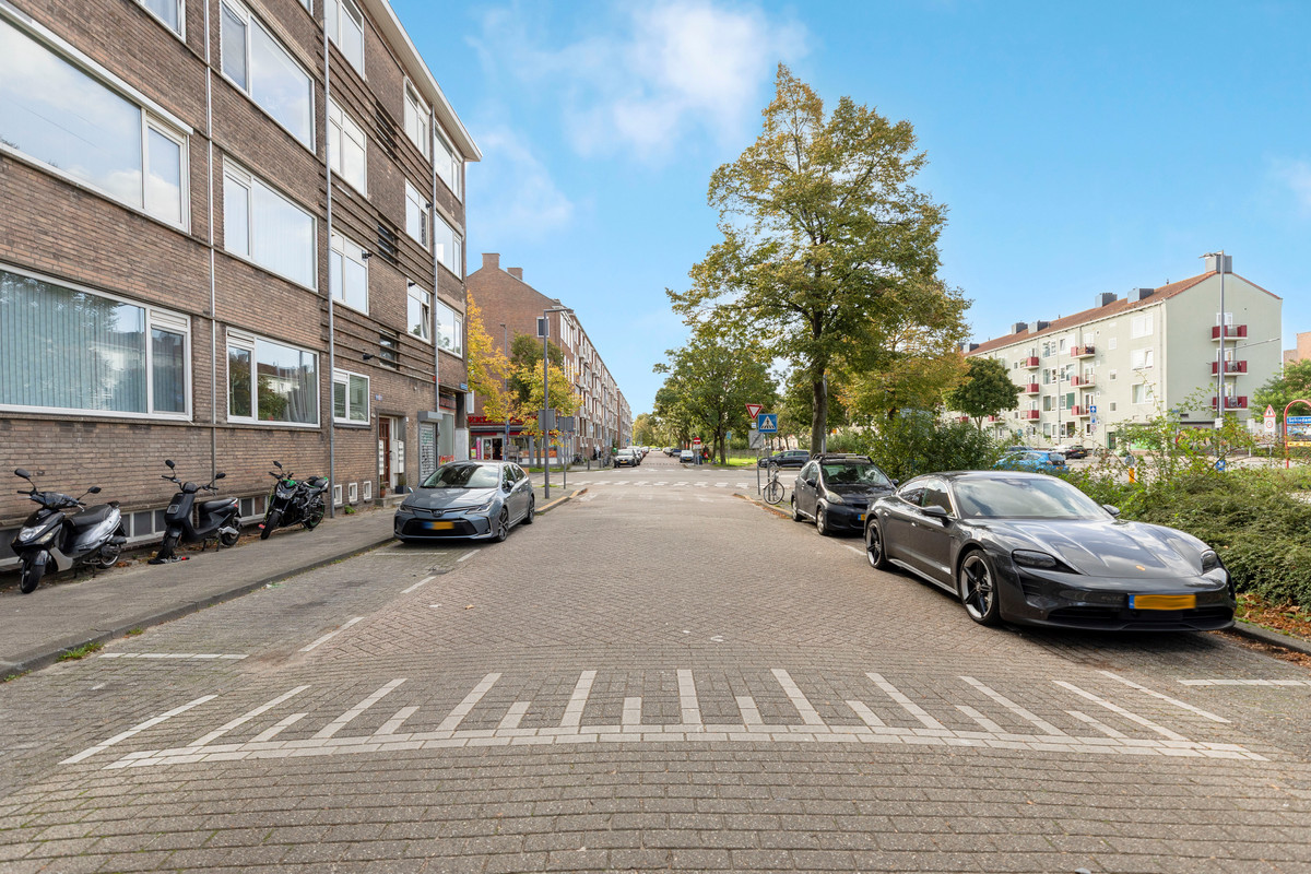 Appartement te koop: Hogenbanweg 74D, Rotterdam