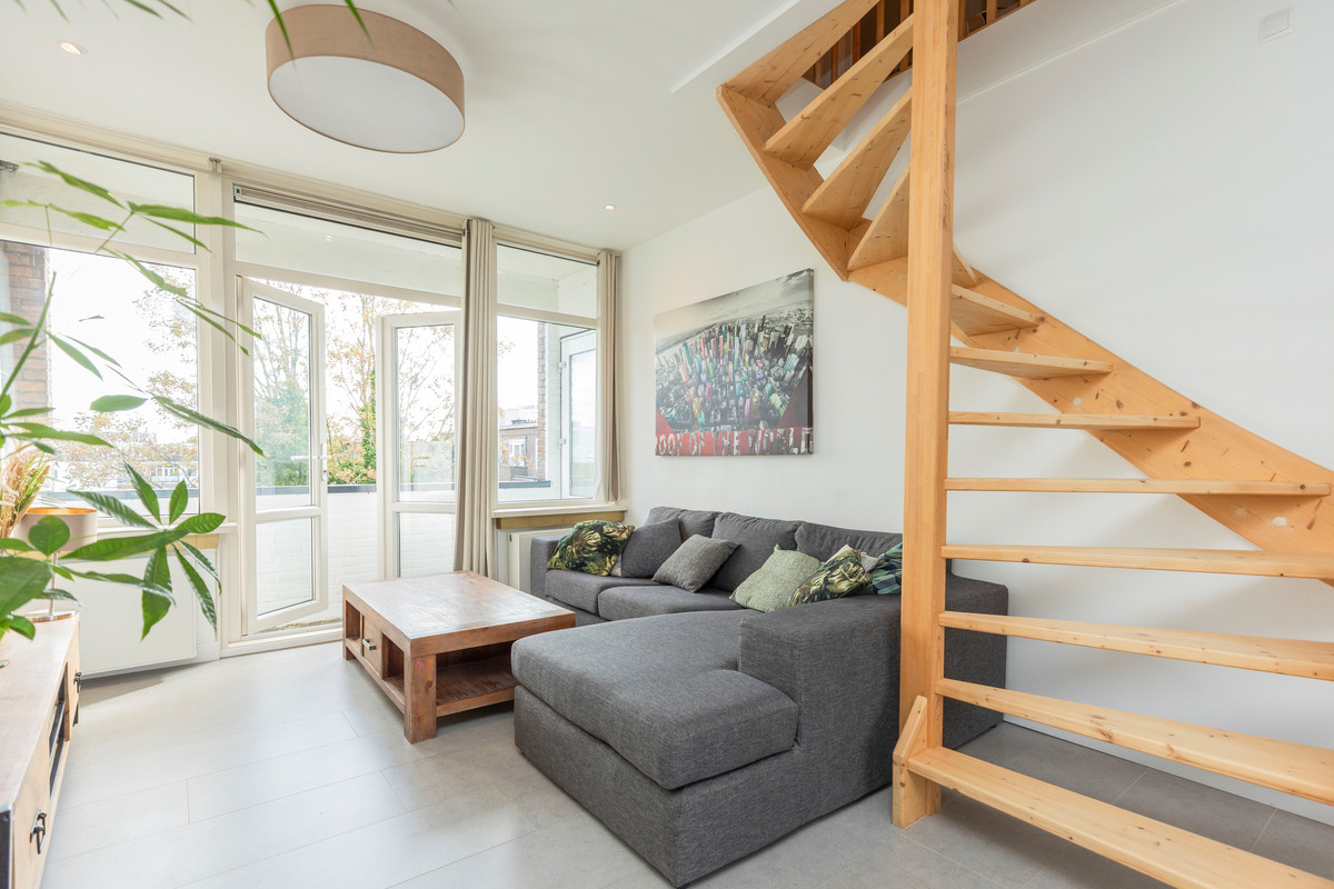 Appartement te koop: Hogenbanweg 74D, Rotterdam