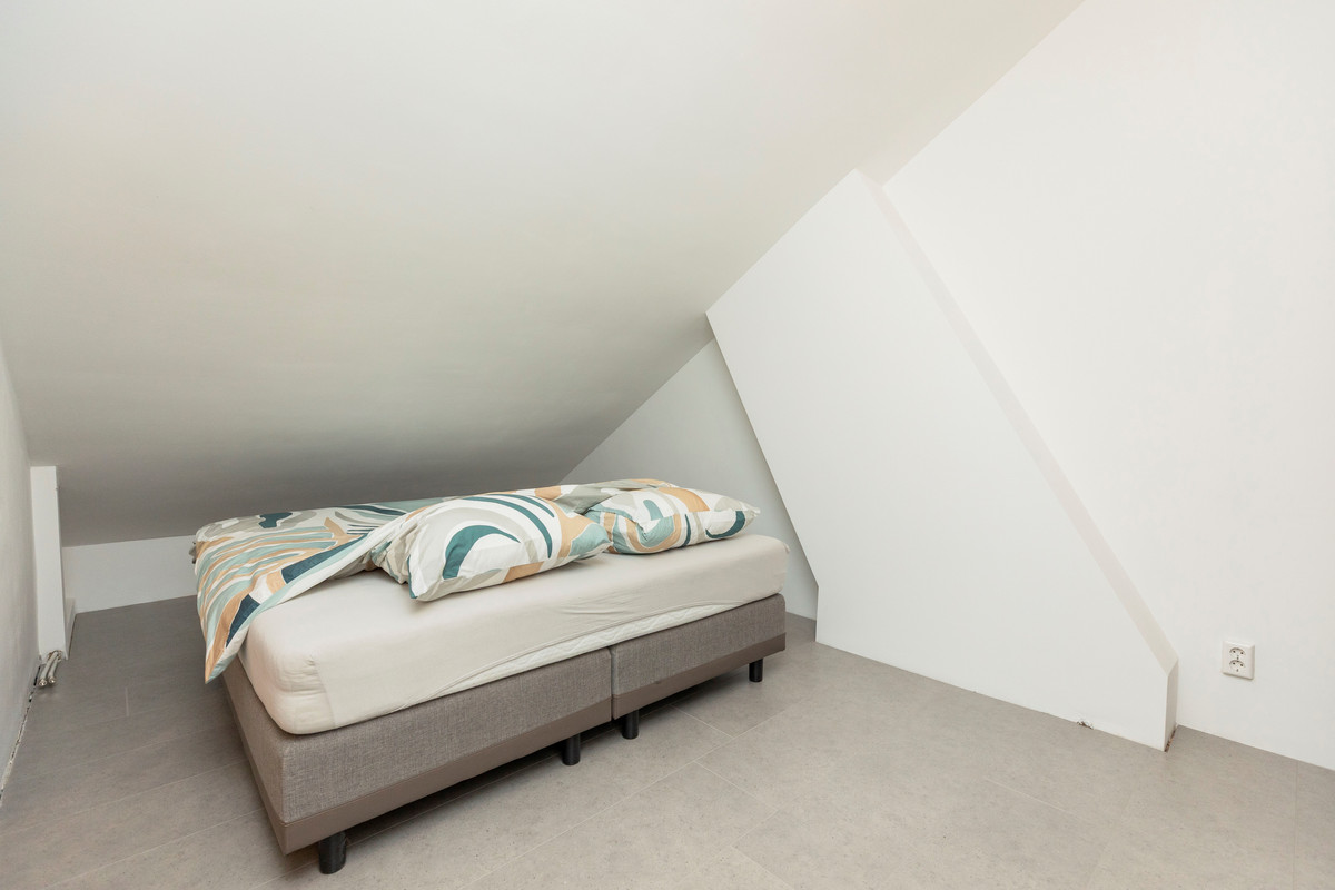 Appartement te koop: Hogenbanweg 74D, Rotterdam