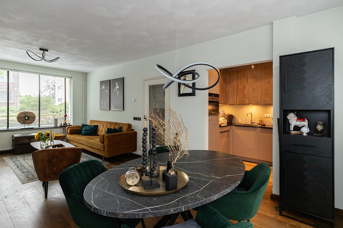 Tussenwoning te koop: Thorbeckelaan 59, Sliedrecht
