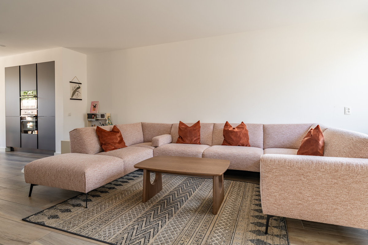 Tussenwoning te koop: Wilgenhof 3, Zoeterwoude