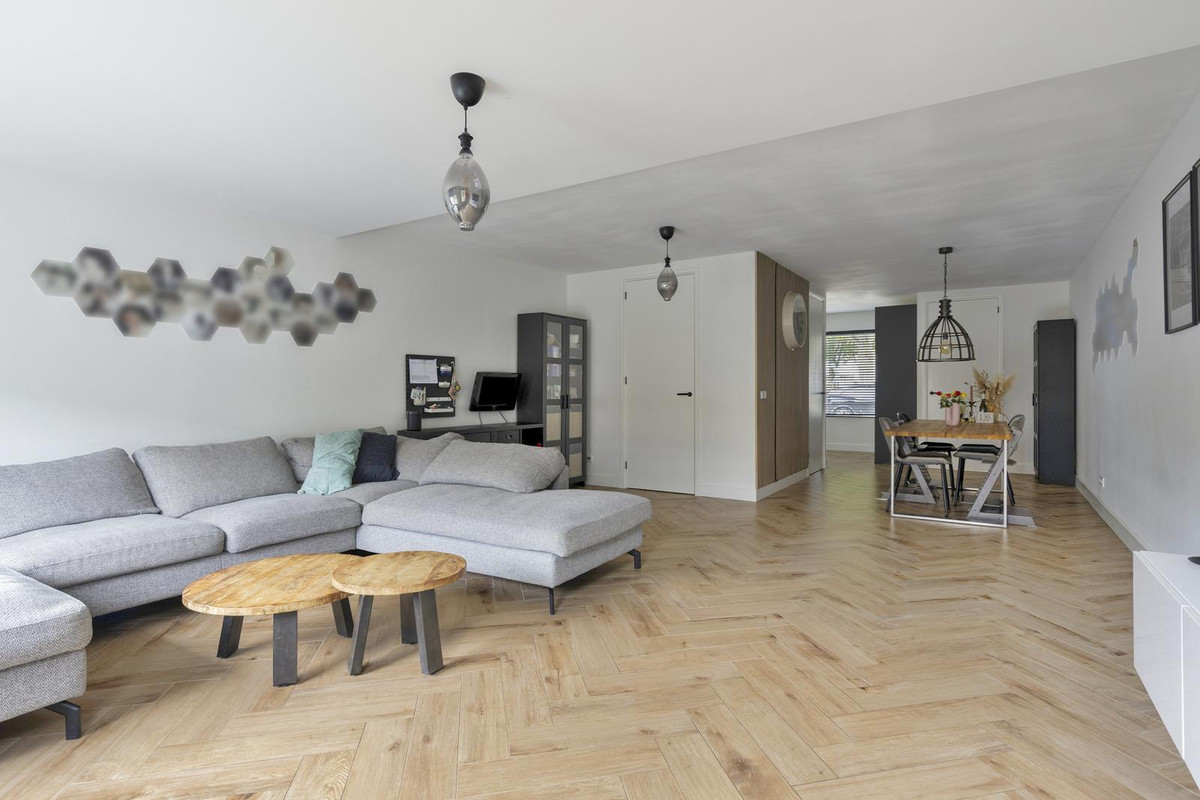 Tussenwoning te koop: Lochemstraat 93, Tilburg
