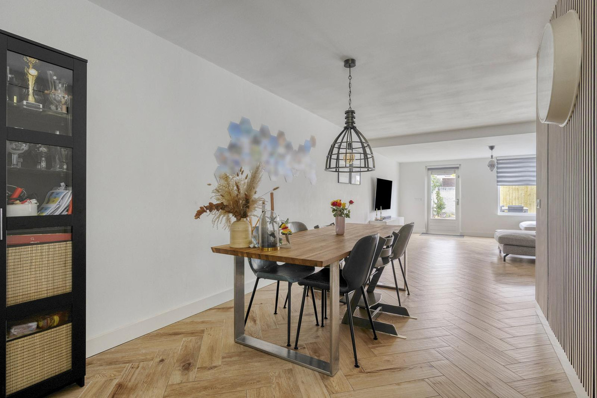 Tussenwoning te koop: Lochemstraat 93, Tilburg
