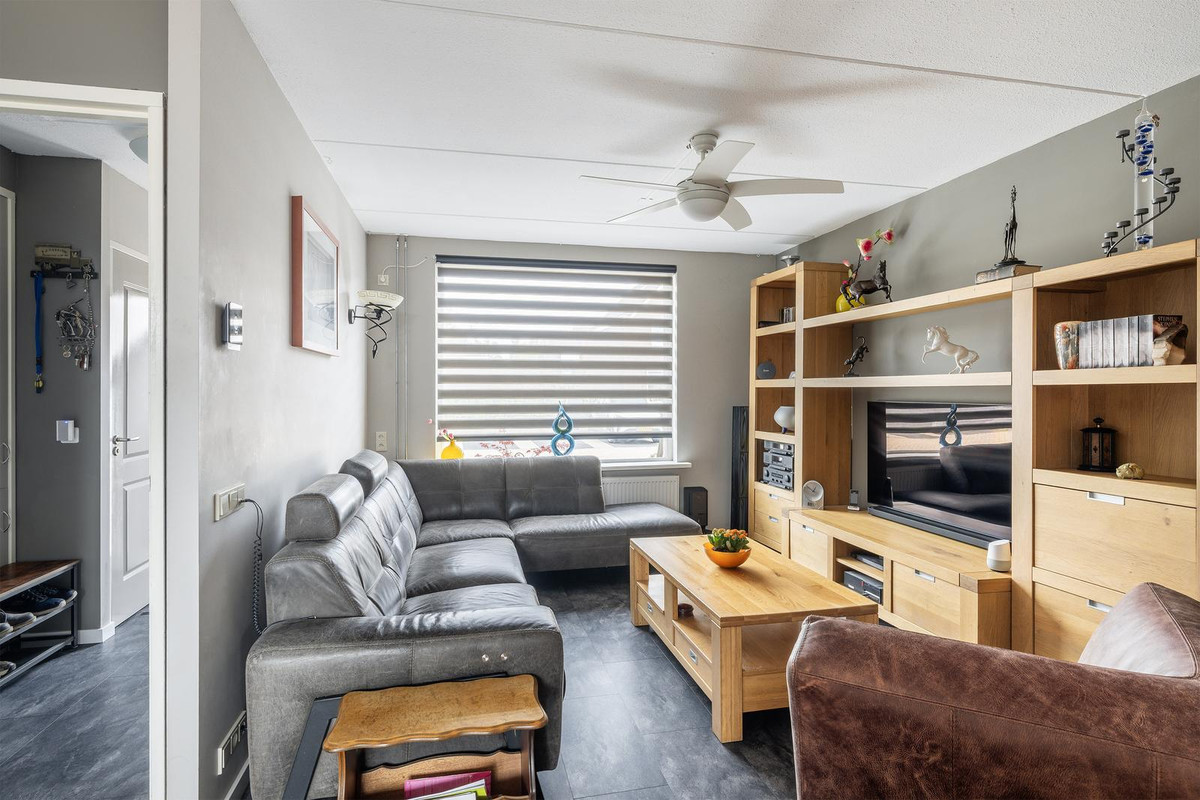 Tussenwoning te koop: Zoutziedersdreef 8, Tholen