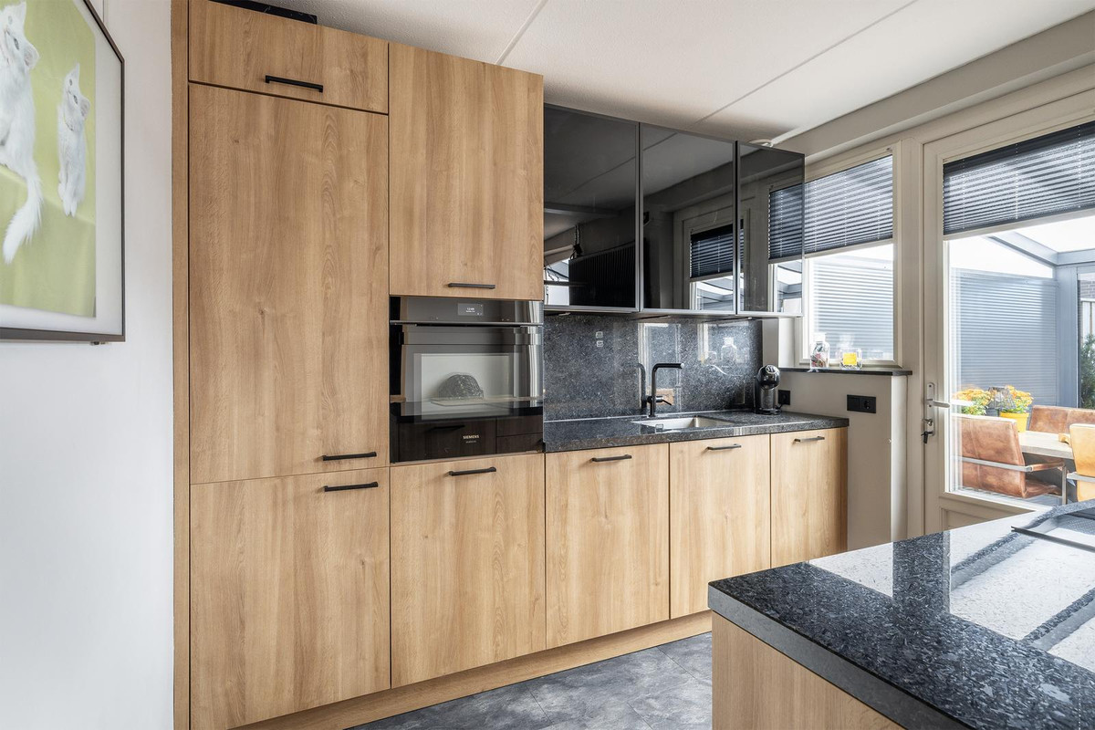 Tussenwoning te koop: Zoutziedersdreef 8, Tholen