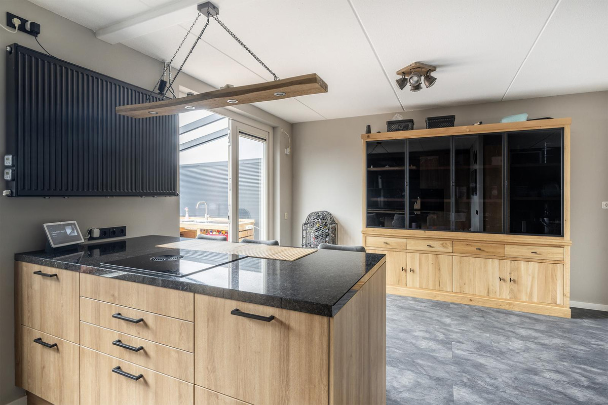 Tussenwoning te koop: Zoutziedersdreef 8, Tholen