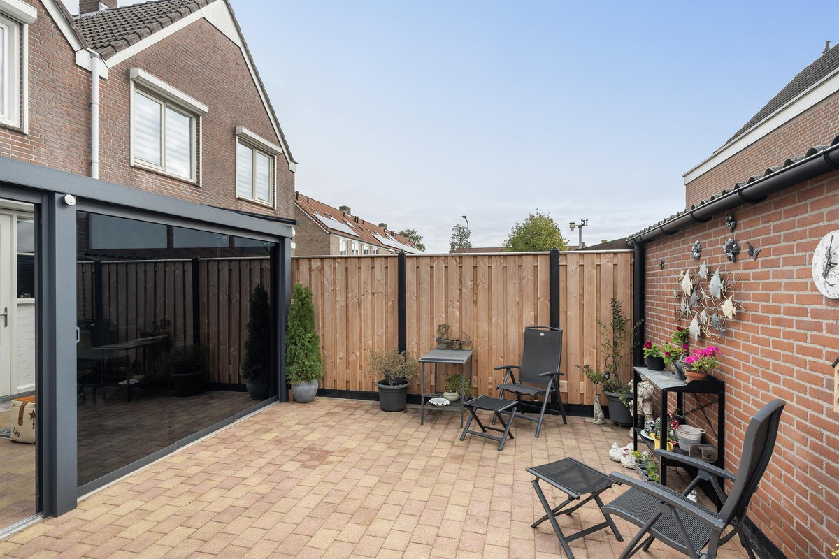 Tussenwoning te koop: Zoutziedersdreef 8, Tholen
