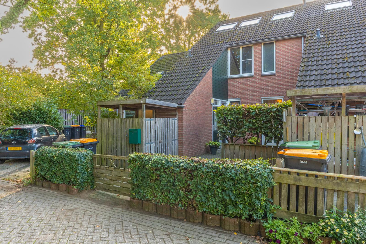 Tussenwoning te koop: Saturnus 14, Lichtenvoorde