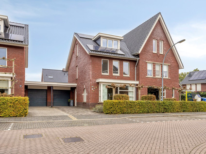 Koninginnenpage 19