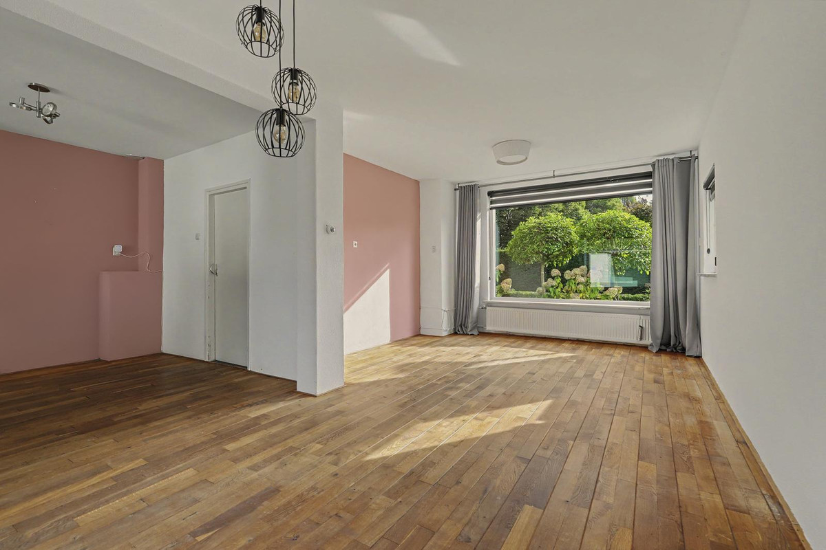 Hoekwoning te koop: van Duvenvoordestraat 46, Waalwijk