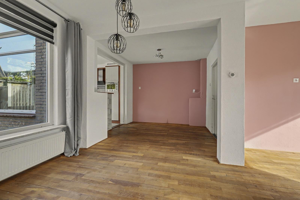 Hoekwoning te koop: van Duvenvoordestraat 46, Waalwijk