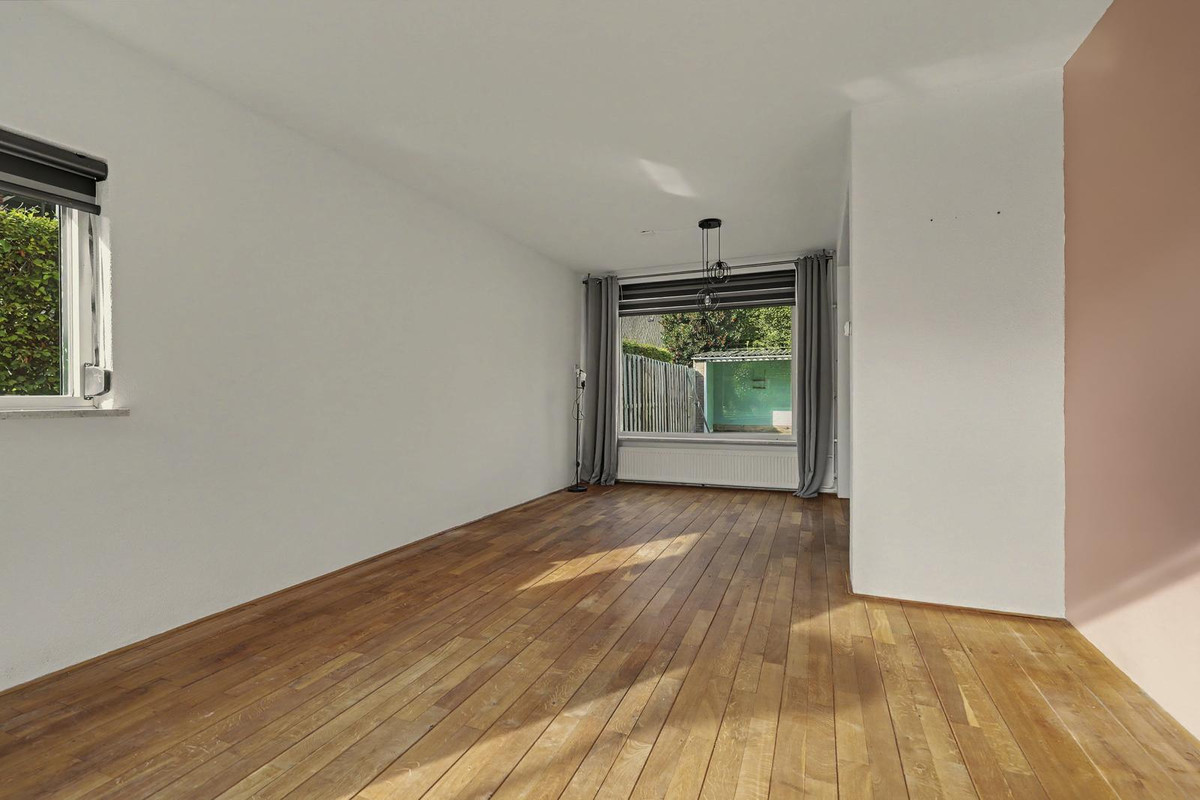 Hoekwoning te koop: van Duvenvoordestraat 46, Waalwijk