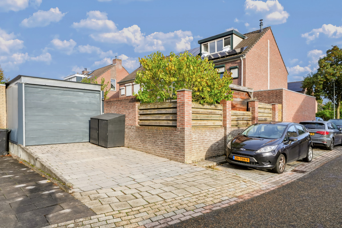 Tussenwoning te koop: Kerkeveld 19, Bocholtz