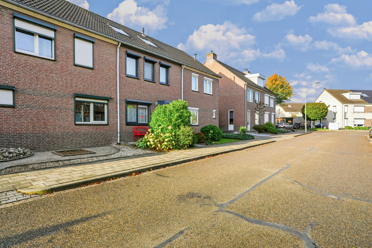 Tussenwoning te koop: Kerkeveld 19, Bocholtz