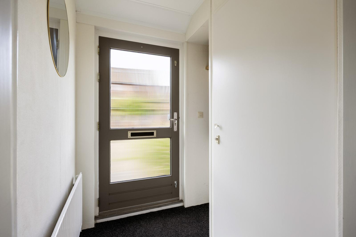 Tussenwoning te koop: De Acacia 18, Bedum
