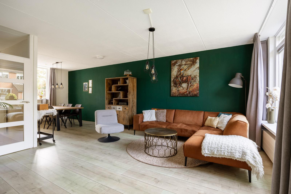Tussenwoning te koop: De Acacia 18, Bedum