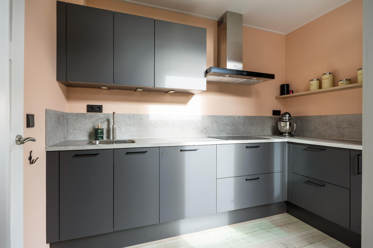 Tussenwoning te koop: De Acacia 18, Bedum