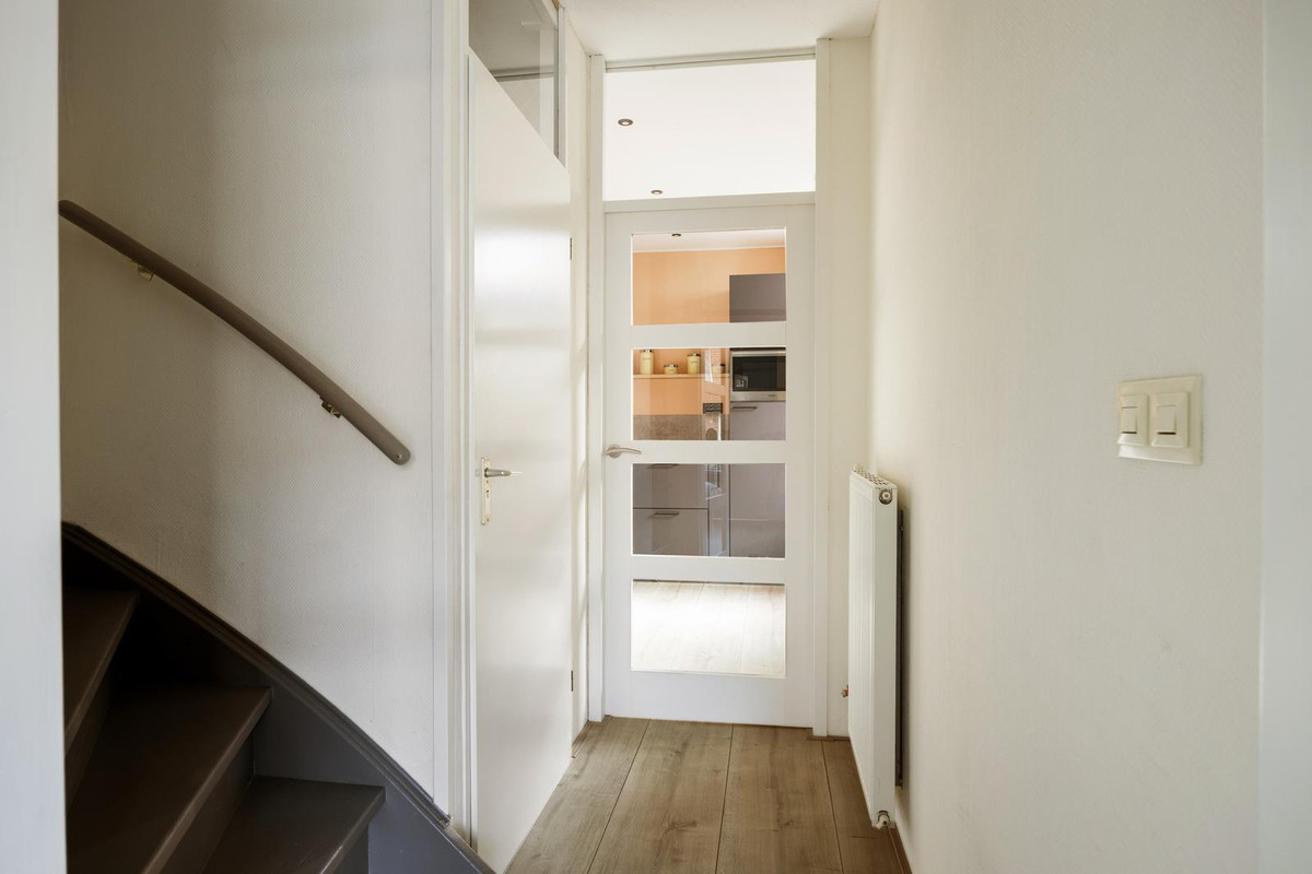Tussenwoning te koop: De Acacia 18, Bedum