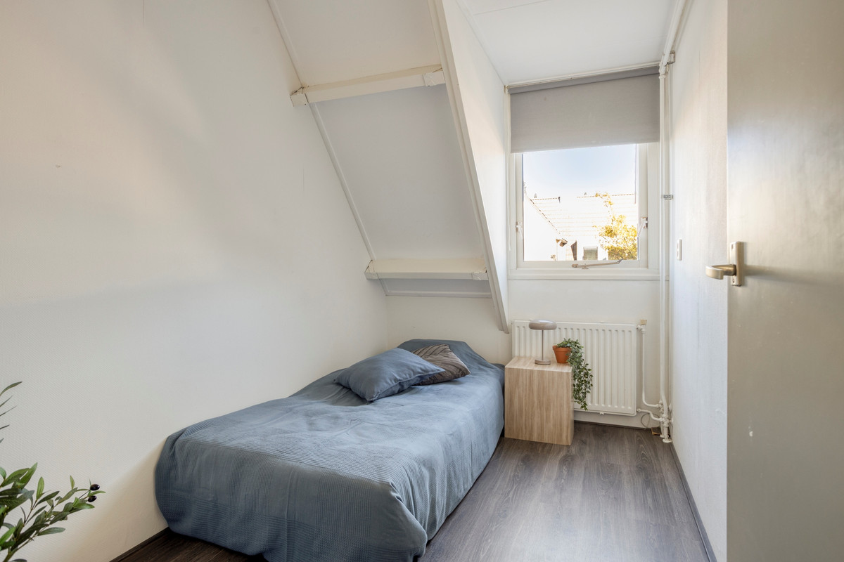 Tussenwoning te koop: Willem de Zwijgerstraat 34, Sneek