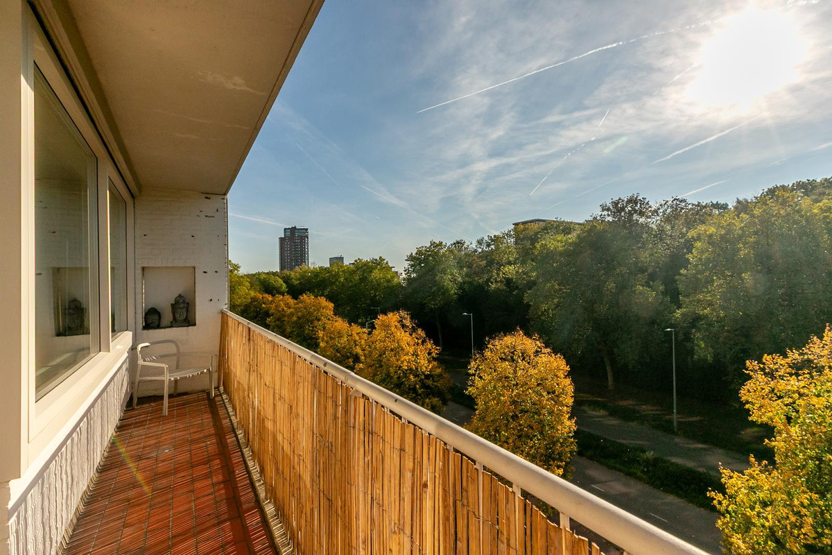 Appartement te koop: Edmond Hellenraadstraat 87, Rotterdam