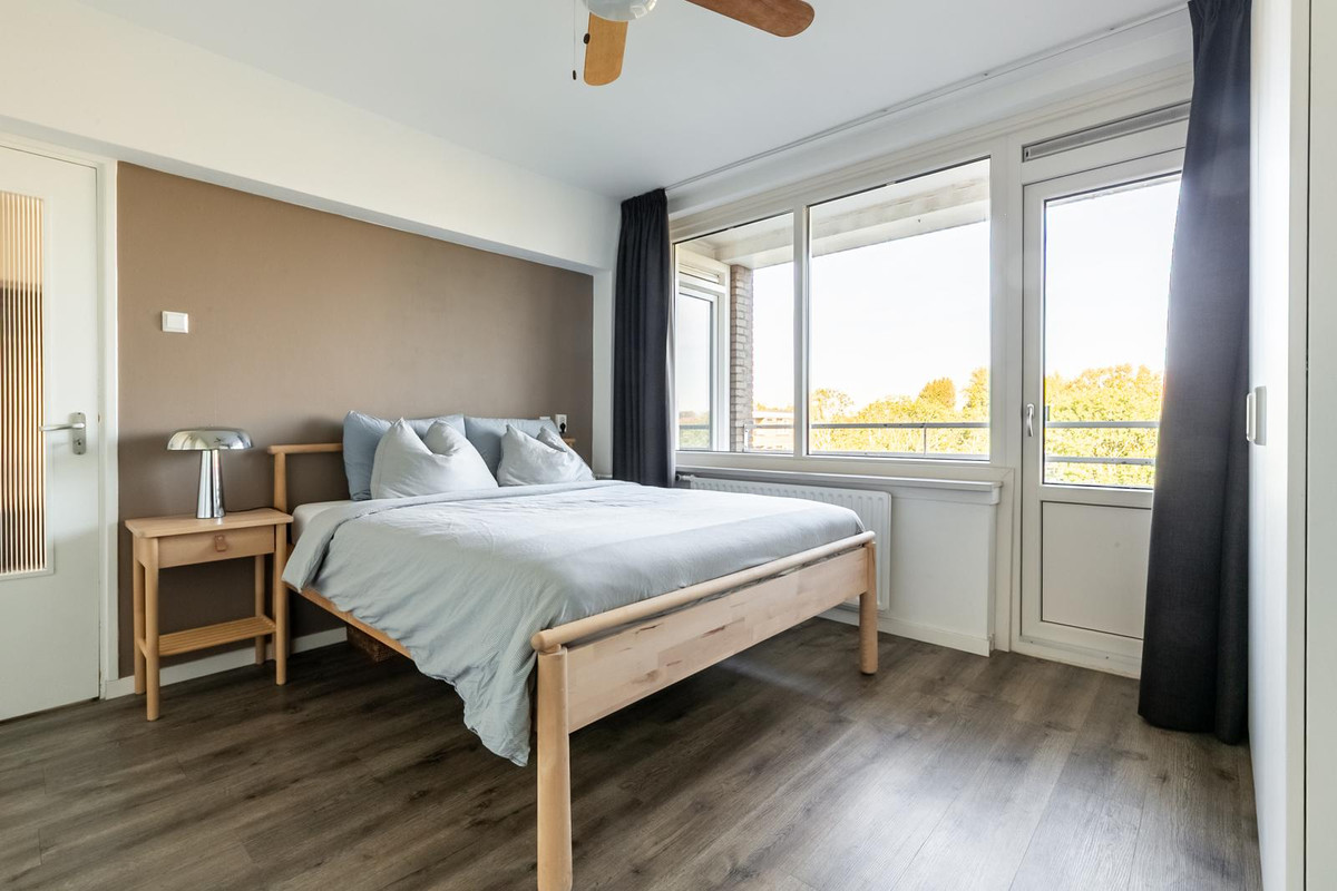 Appartement te koop: Edmond Hellenraadstraat 87, Rotterdam