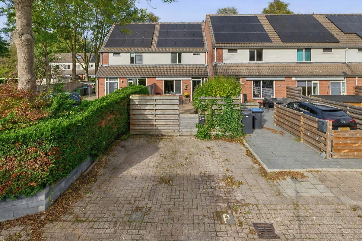 Tussenwoning te koop: Bunnemaheerd 74, Groningen