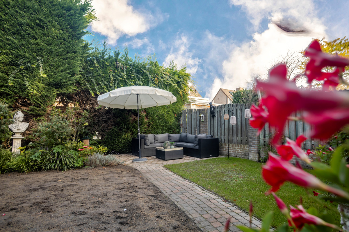 Tussenwoning te koop: Alm 10, Kaatsheuvel