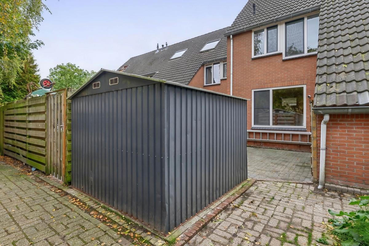 Tussenwoning te koop: Bunnemaheerd 74, Groningen