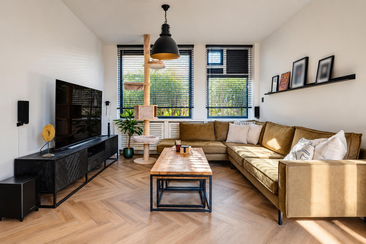 Tussenwoning te koop: Grebbe 1, Rotterdam