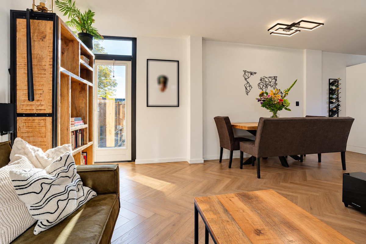 Tussenwoning te koop: Grebbe 1, Rotterdam