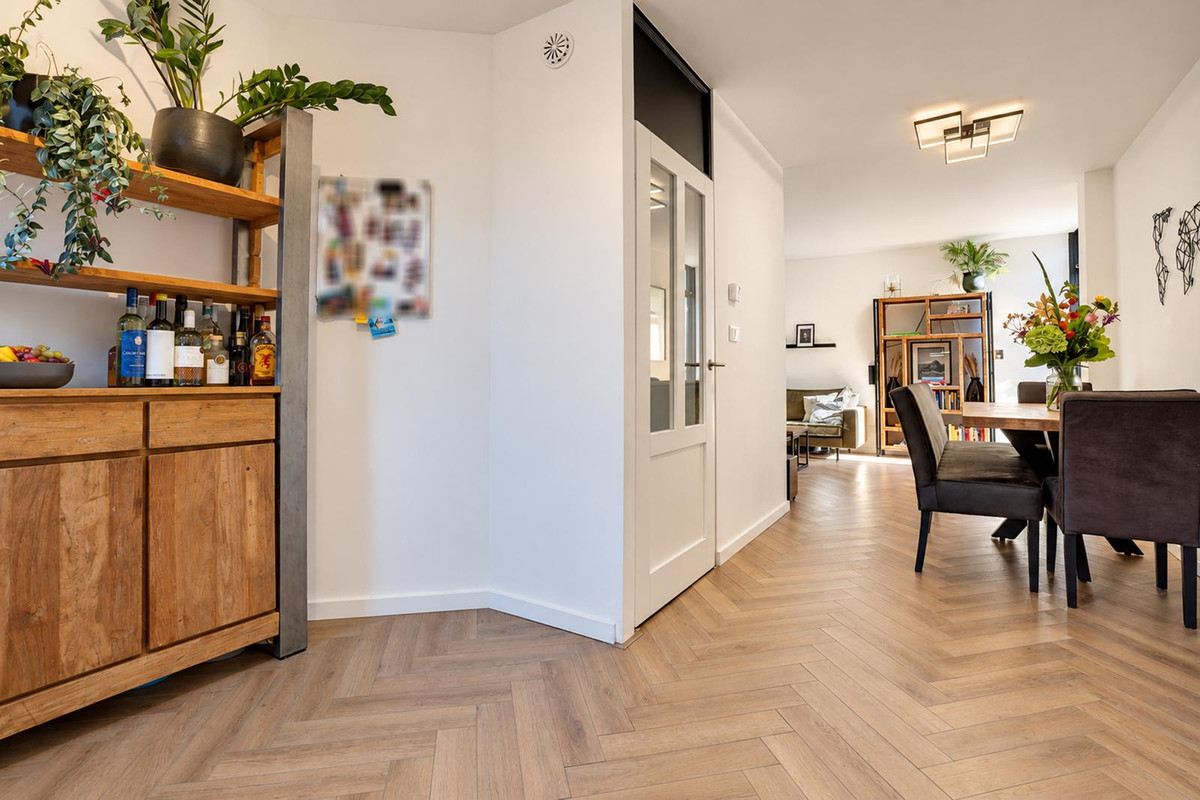 Tussenwoning te koop: Grebbe 1, Rotterdam