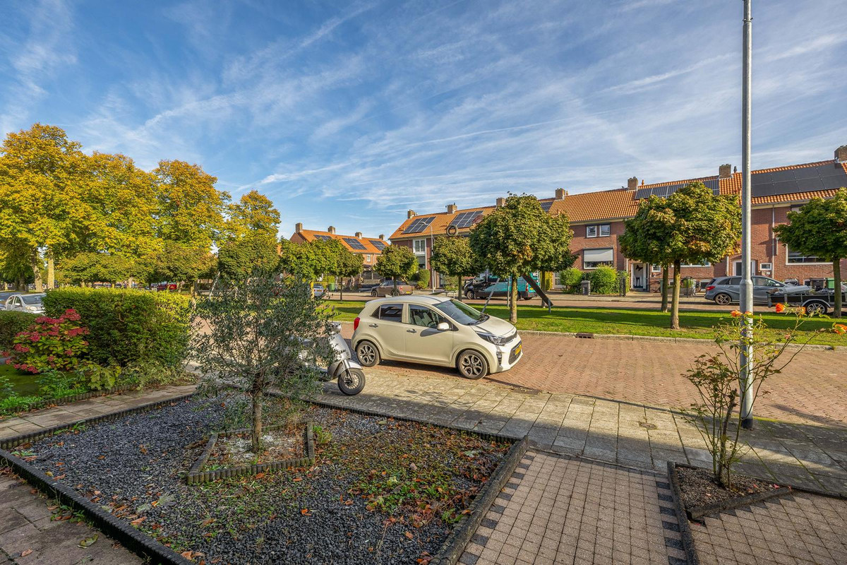 Tussenwoning te koop: Herman Potgieterstraat 34, Venlo