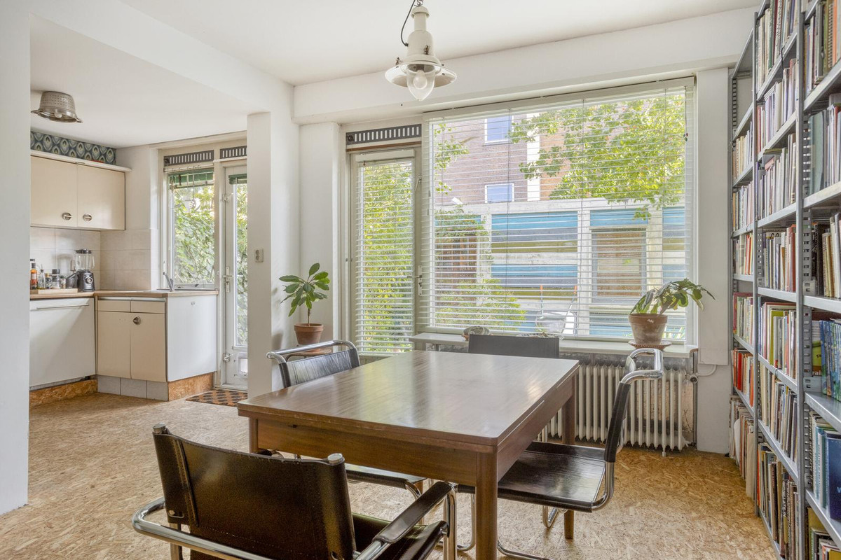 Hoekwoning te koop: Kemperweg 192, Rotterdam