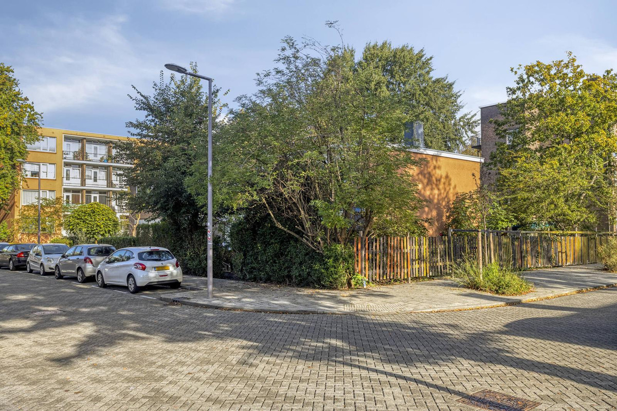 Hoekwoning te koop: Kemperweg 192, Rotterdam