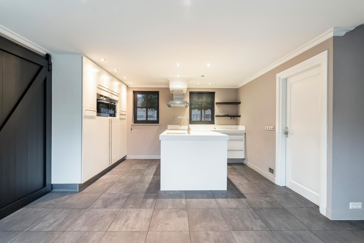 Vrijstaande woning te koop: Patrijslaantje 2, Sassenheim
