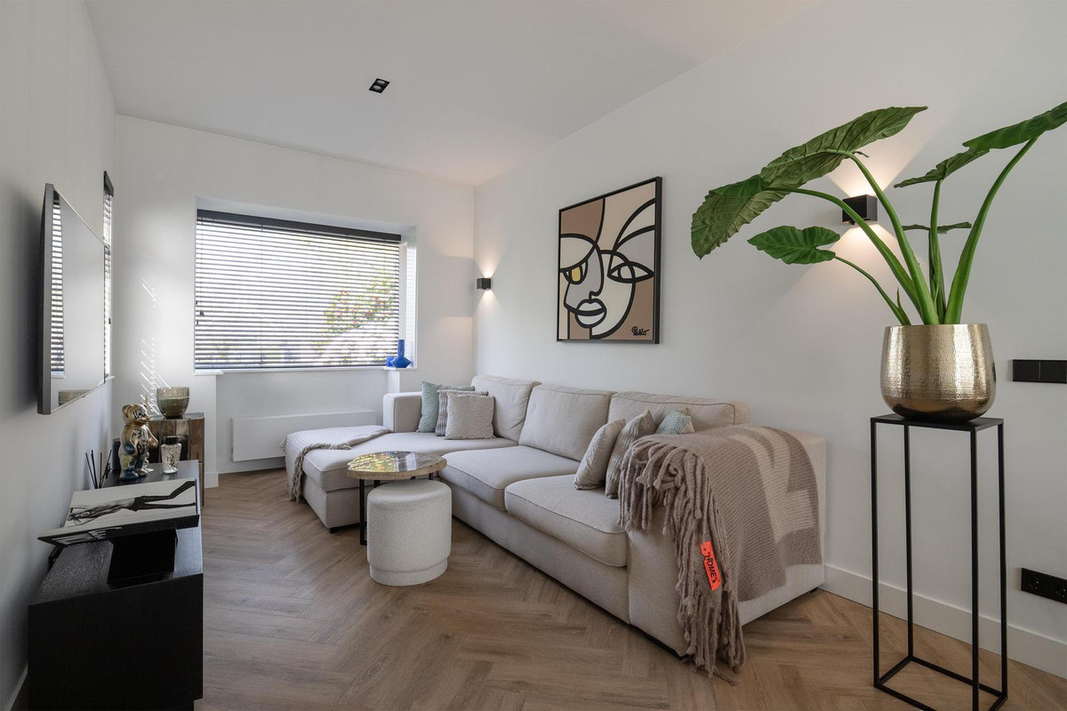 Hoekwoning te koop: 's-Gravenweg 72, Capelle Aan Den Ijssel