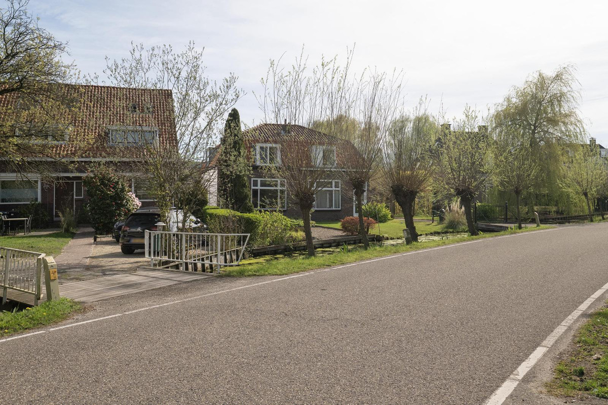 Hoekwoning te koop: 's-Gravenweg 72, Capelle Aan Den Ijssel