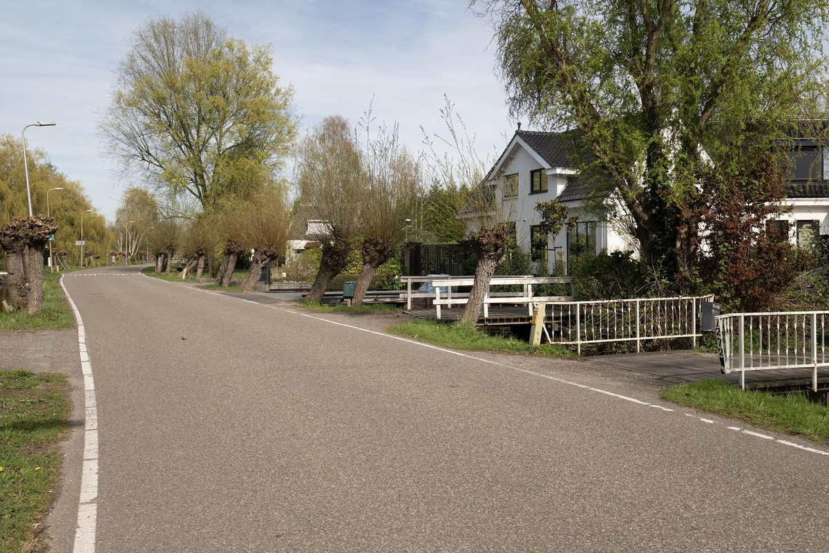 Hoekwoning te koop: 's-Gravenweg 72, Capelle Aan Den Ijssel